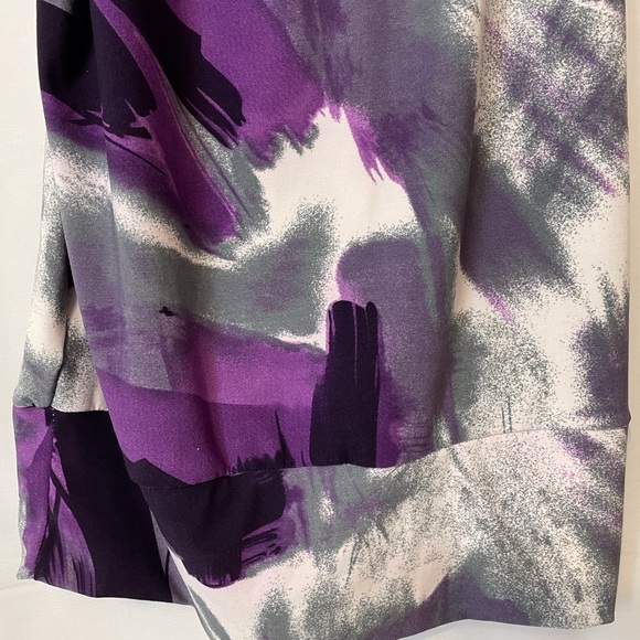 Purple and White Puff Sleeve Rounded Neckline Blouse - Picture 7 of 9